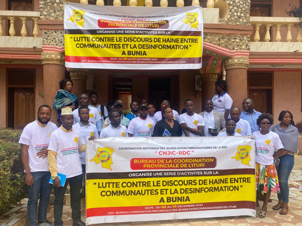 Bunia : La lutte  contre  la désinformation et  les discours de Heine, au centre d’échanges entre le Président National de la jeunesse Intercommunautaire et la jeunesse locale