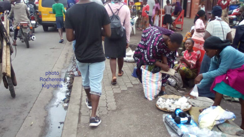 Goma: L’occupation illégale des trottoirs par des marchands à la sauvette prédispose les piétons aux accidents