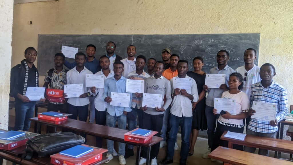BUKAVU : L’excellence se récompense à l’université officielle de Bukavu,UOB (Comité des Étudiants)