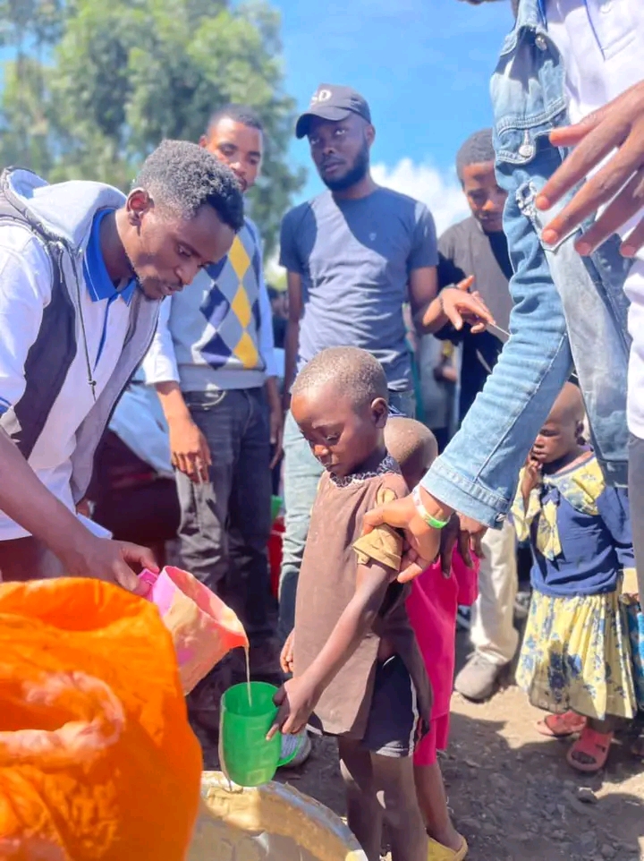 Nord-Kivu : Des déplacés du site Kanyaruchinya au cœur des actions caritatives des étudiants de l’Université de Goma